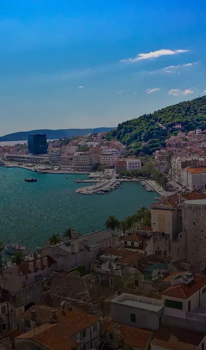 Hrvatska naslovna slika